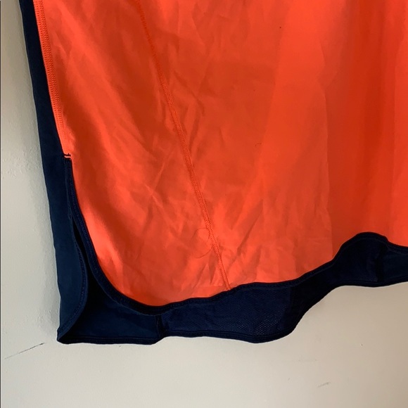 lululemon Tank- WITH removable Bra - Picture 2 of 6